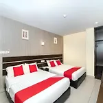 Super Oyo 89944 Stay Inn