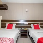 Super Oyo 89944 Stay Inn