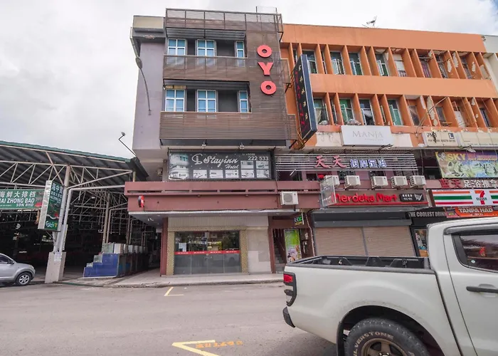 Super Oyo 89944 Stay Inn