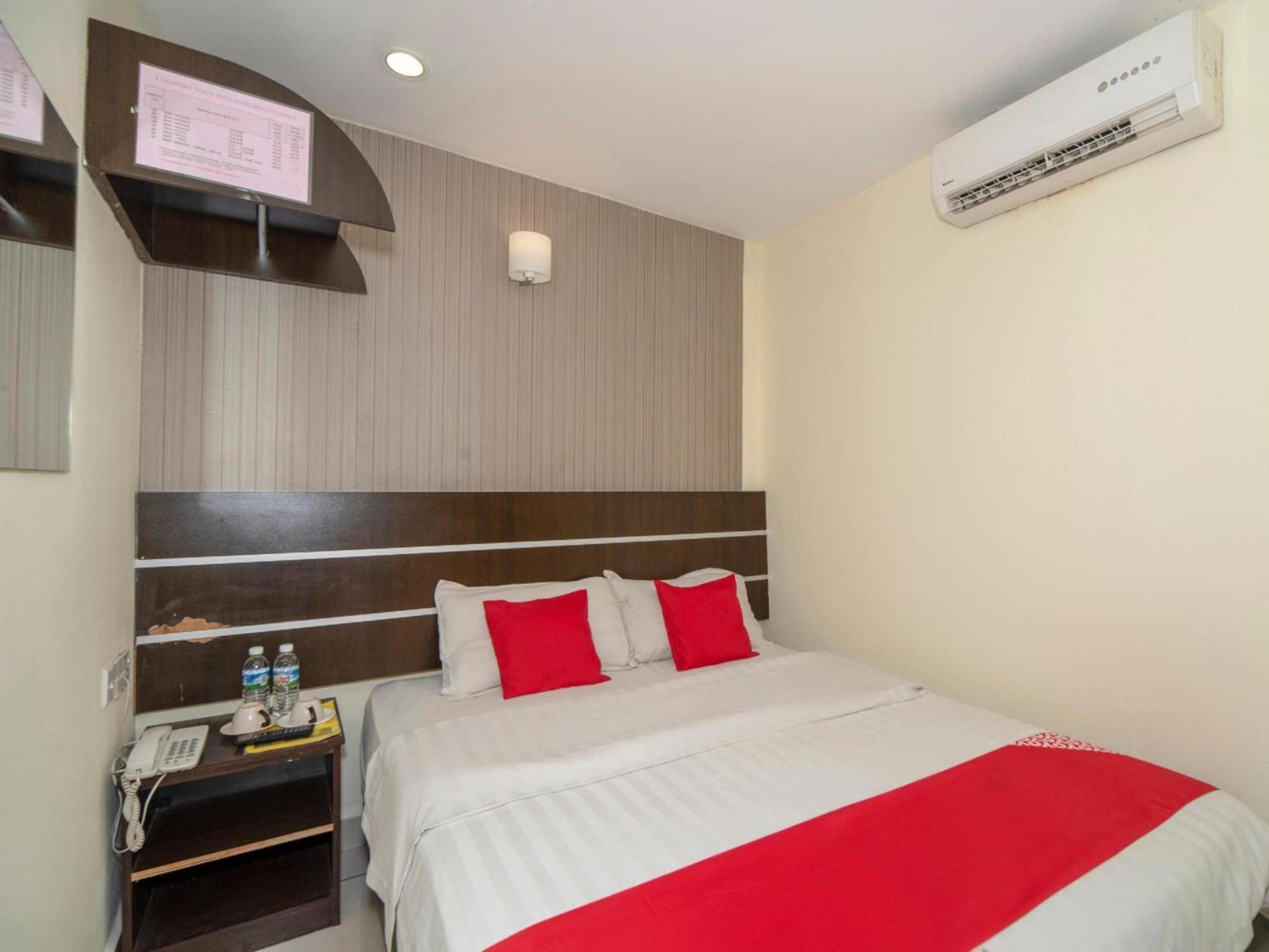 Hotel Super Oyo 89944